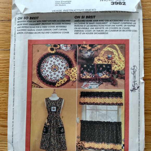 Vintage Curtains Apron Sewing Pattern Engelbreit 3982 Kitchen Decor UNCUT - Picture 4 of 10